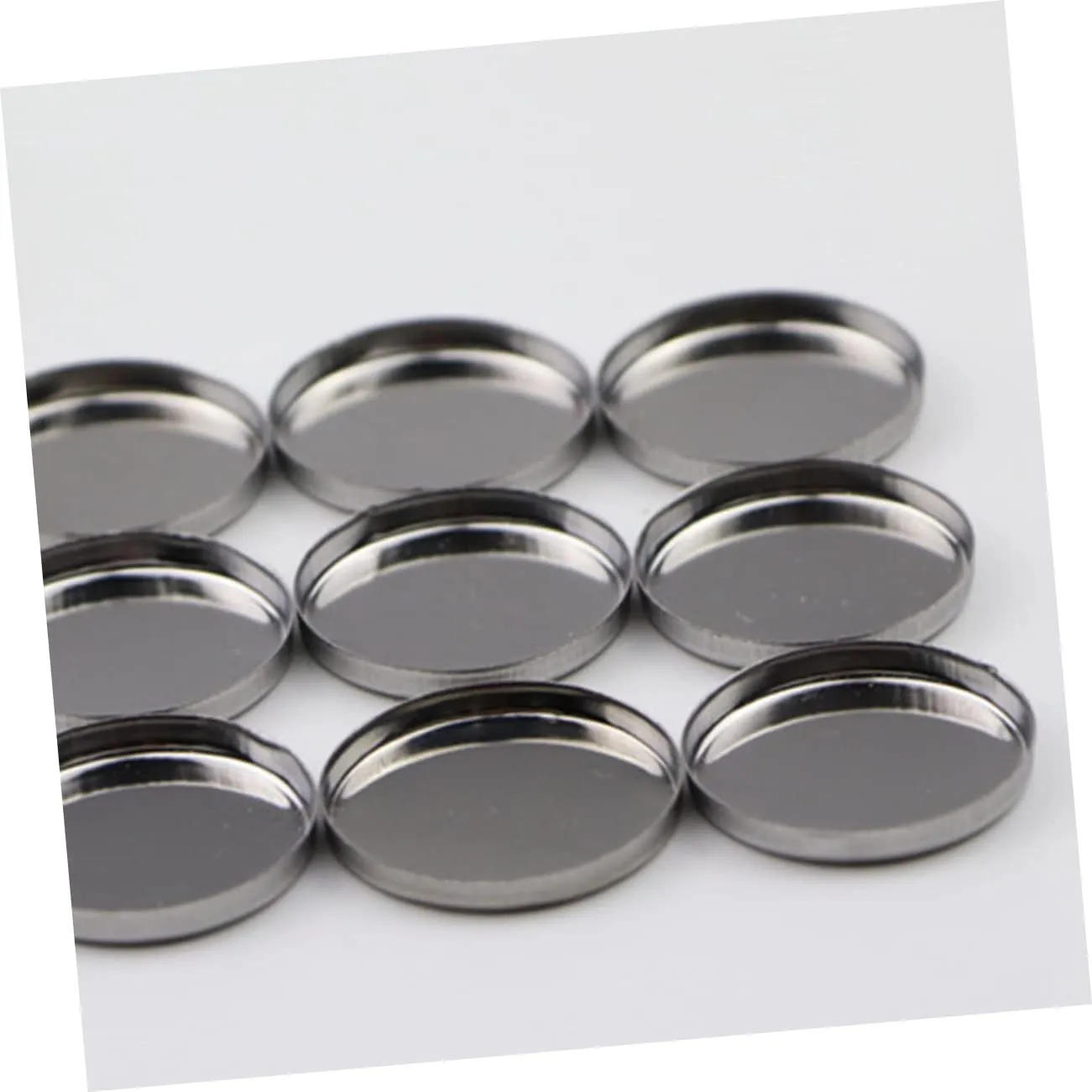 Hemoton 2pcs Empty Cosmetic Case Round Eyeshadow Organizer for Blush Powder Foundation Diameter Lightweight Space-saving for Practical Use